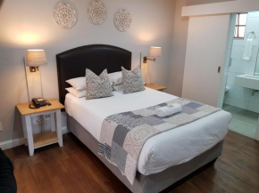 Отель Shonalanga Lodge  Врайхайд